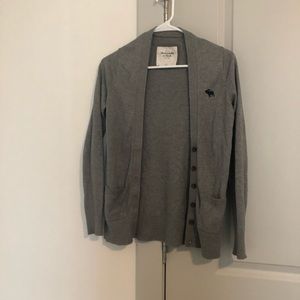 *DONATING SOON* Boyfriend Sweater